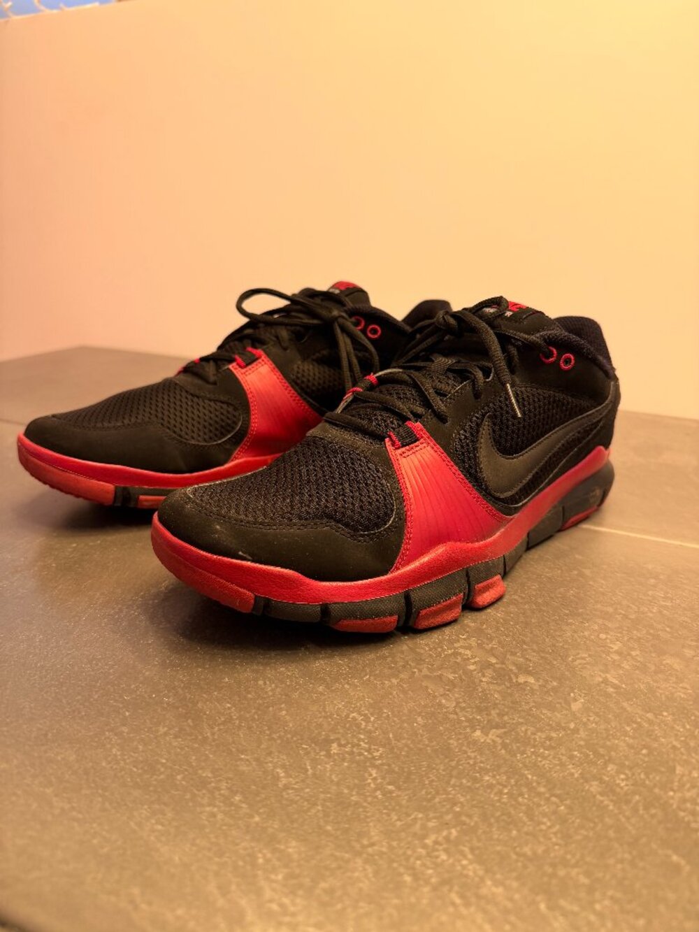 Nike Free TR Flywire Training Shoes Men’s Size 12 Black Red 395938-061